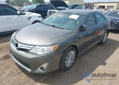 2013 Toyota Camry Le z USA, uszkodzony, nr VIN 4T1BF1FK8DU718850